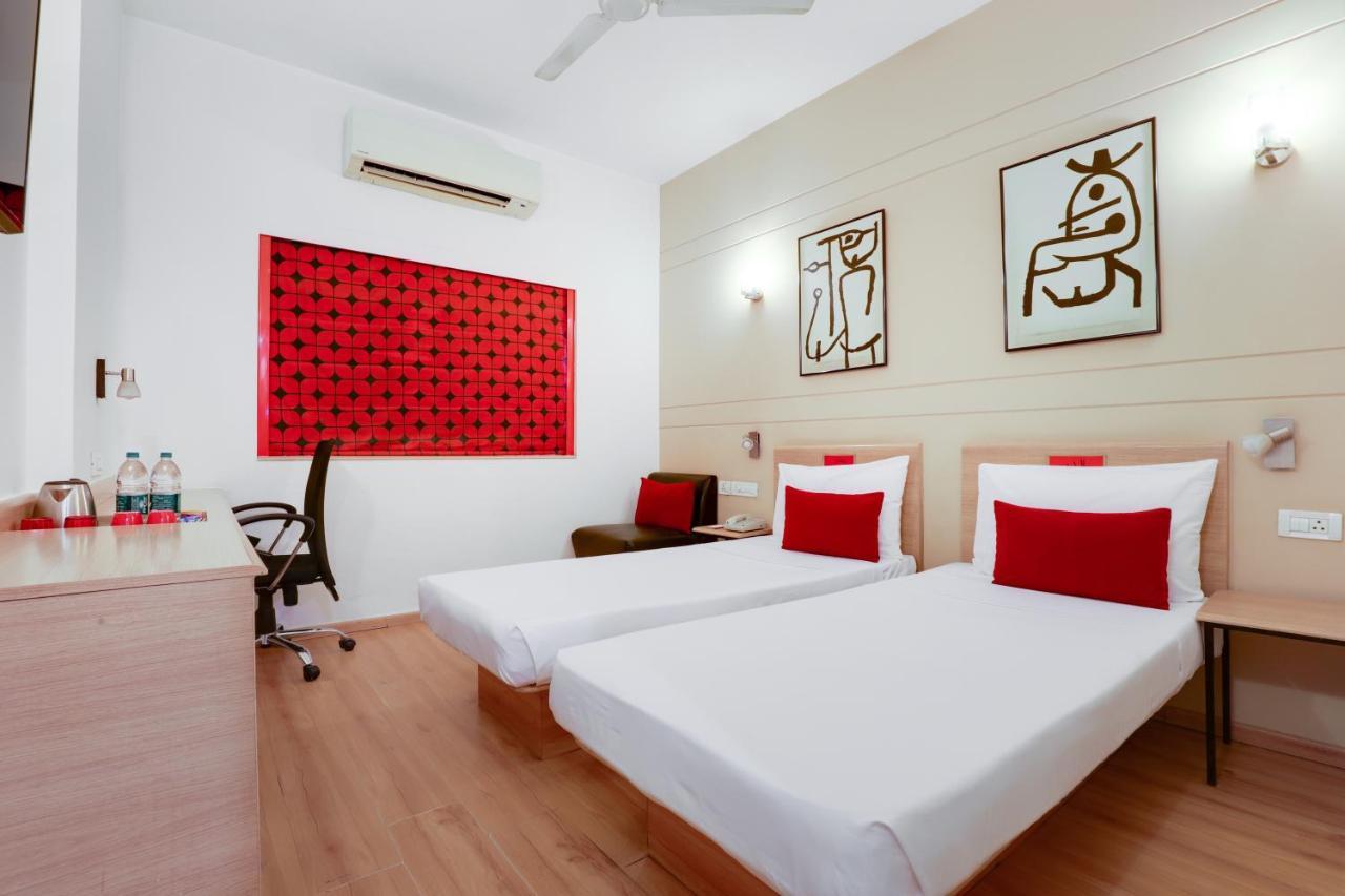 Red Fox By Lemon Tree Hotels, East Delhi Exterior photo