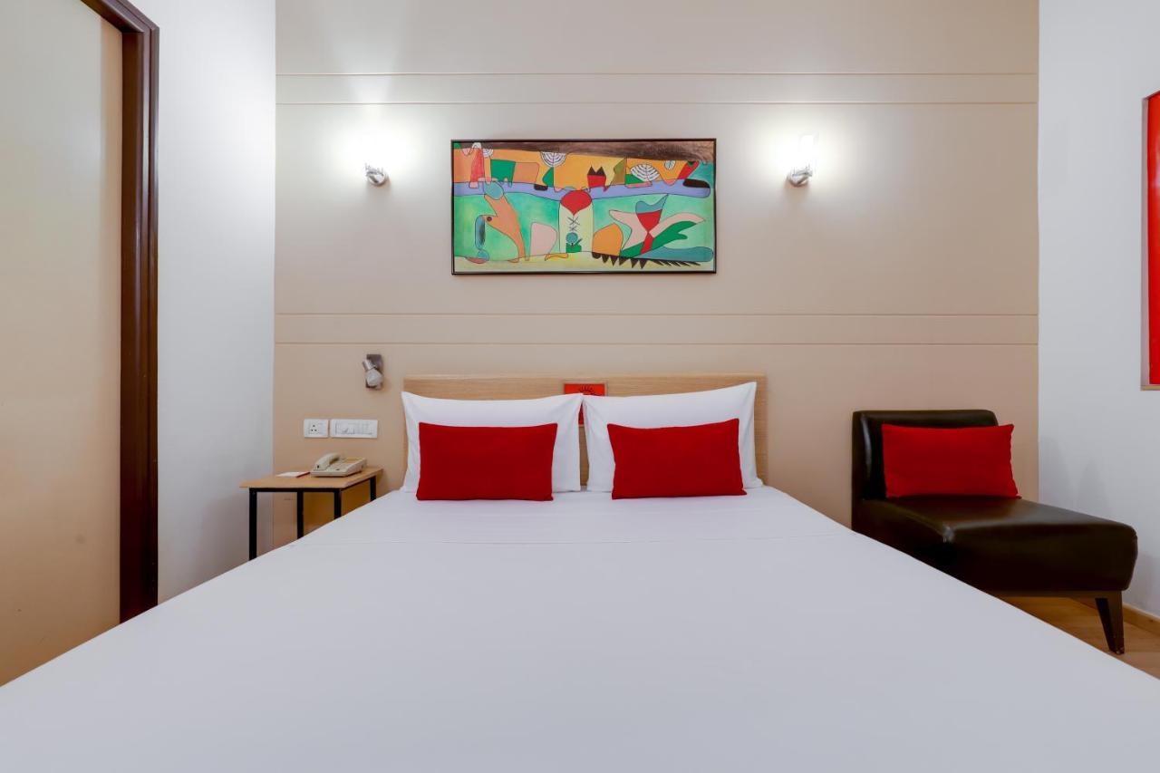 Red Fox By Lemon Tree Hotels, East Delhi Exterior photo