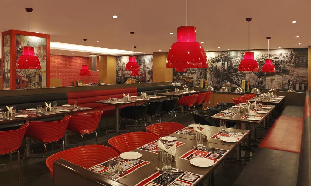 Red Fox By Lemon Tree Hotels, East Delhi Exterior photo